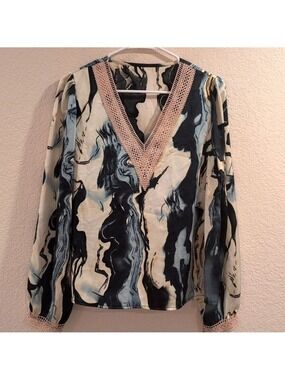 Blue White Abstract Lace V Neck Long Sleeve Blouse Medium